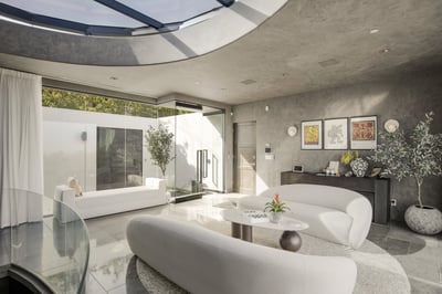 Luxury Villa Photo #49