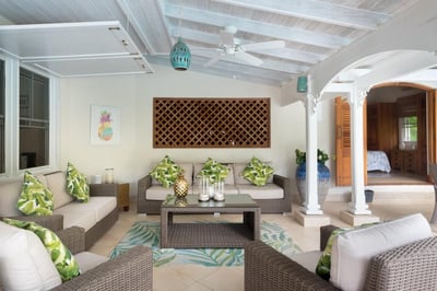 Luxury Villa Photo #11