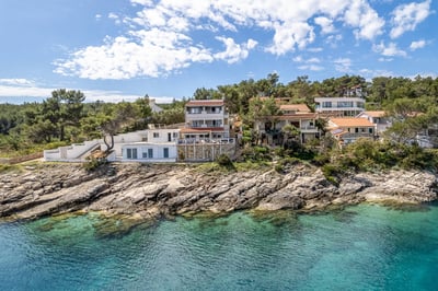 Luxury Villa Photo #74