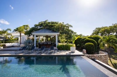 Luxury Villa Photo #9