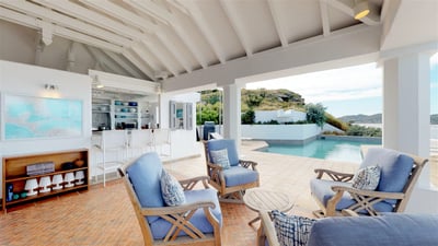 Living & Dining Area