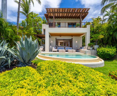 Luxury Villa Photo #2