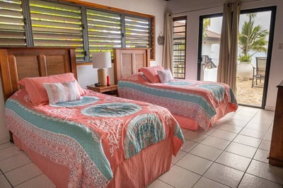 Luxury Villa Photo #9