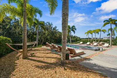 Luxury Villa Photo #7