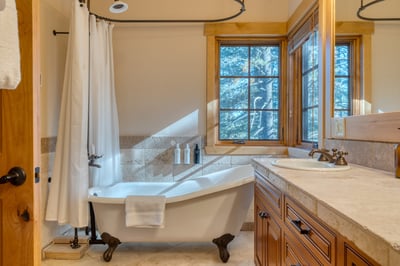 Luxury Villa Photo #32