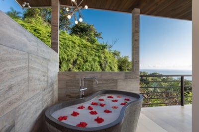 Luxury Villa Photo #31
