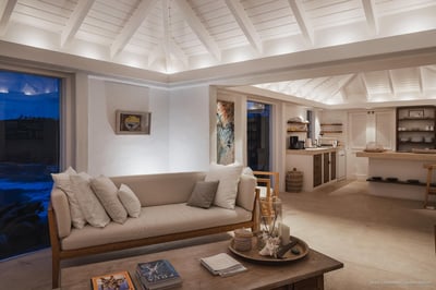 Luxury Villa Photo #11