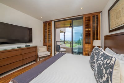 Luxury Villa Photo #43