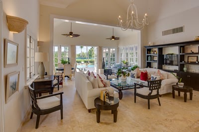 Luxury Villa Photo #33