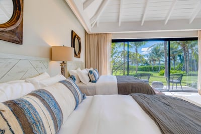 Luxury Villa Photo #52