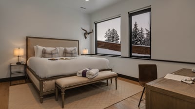 Lower level king suite 1