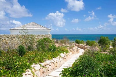 Luxury Villa Photo #6
