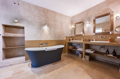 Luxury Villa Photo #27