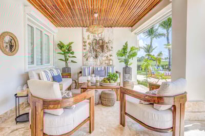 Luxury Villa Photo #12