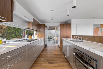 Luxury Villa Photo #22