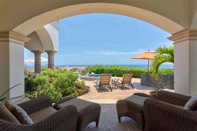 Luxury Villa Photo #11