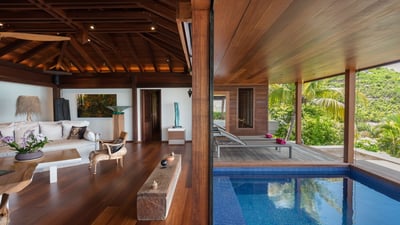 Luxury Villa Photo #10