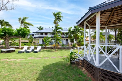 Luxury Villa Photo #8