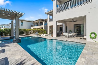 Reunion Tropical Retreat