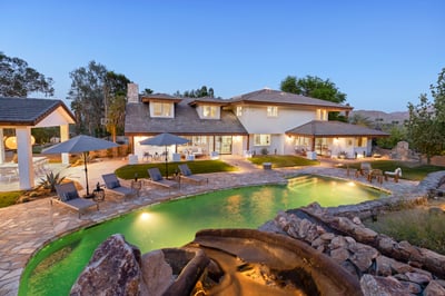 Luxury Villa Photo #6