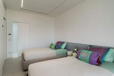 Luxury Villa Photo #63