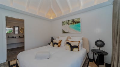 Luxury Villa Photo #42