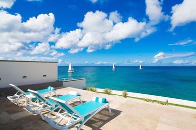 Luxury Villa Photo #5