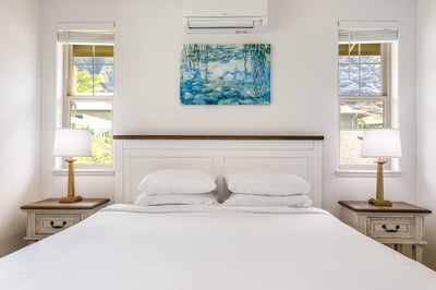 Luxury Villa Photo #20