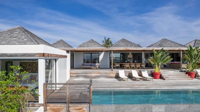 Luxury Villa Photo #2