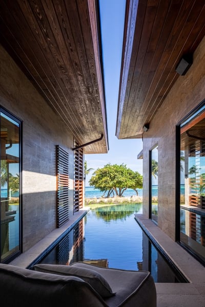 Luxury Villa Photo #3