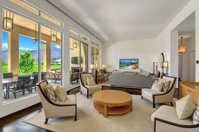 Luxury Villa Photo #13