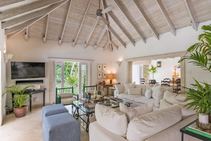 Bluff House and Cottage