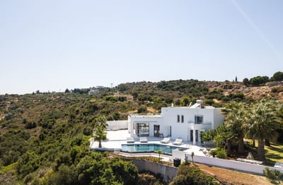 Luxury Villa Photo #2