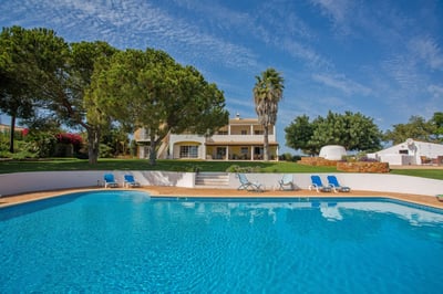 Luxury Villa Photo #2