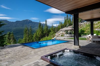 Luxury Villa Photo #13