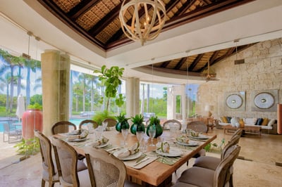 Luxury Villa Photo #20
