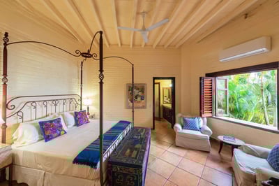Luxury Villa Photo #42