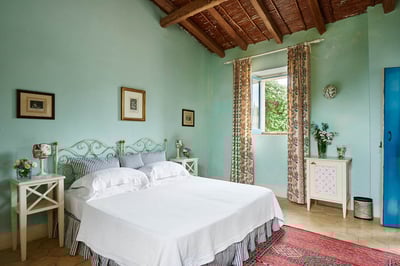 Luxury Villa Photo #32