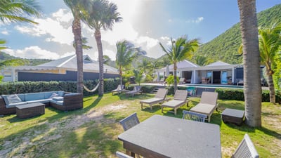 Luxury Villa Photo #5