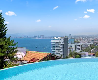 Luxury Villa Photo #9