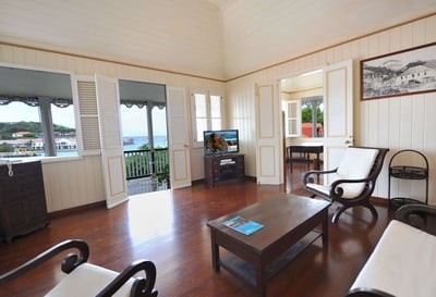 Luxury Villa Photo #6