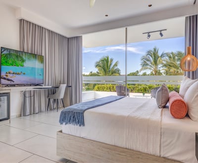 Luxury Villa Photo #40
