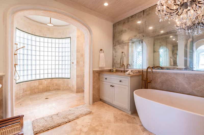 Sea Breeze at Old Trees