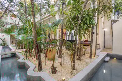 Luxury Villa Photo #14