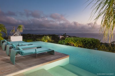 Luxury Villa Photo #4