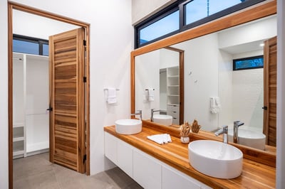 Guest House – Suite 6 Private Ensuite