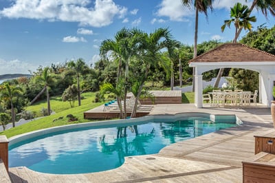 Luxury Villa Photo #6