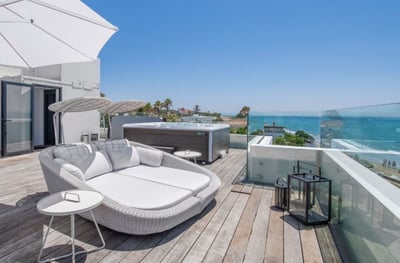 Luxury Villa Photo #15