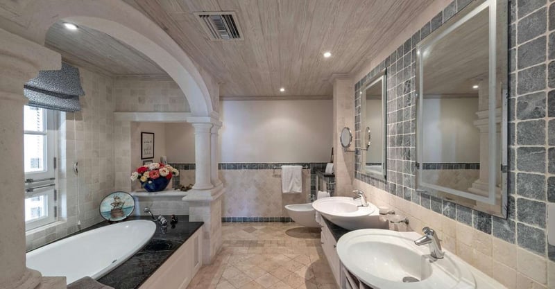 Schooner Bay 307 | The Lookout