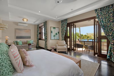Luxury Villa Photo #41